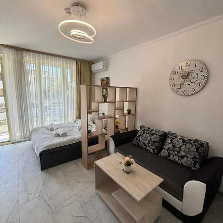 прекрасно студио Apartment *